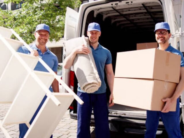 What Checklist Should You Follow Before Hiring Licensed Moving Services?