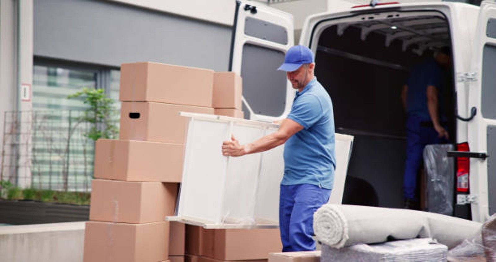 Full-moving services providers in Illinois
